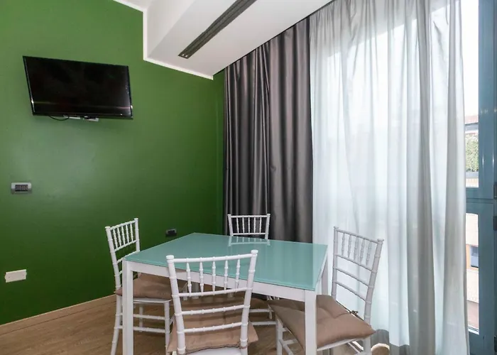 Enjoy Room- Con Parcheggio Gratuito E Colazione Deliziosa ! * Turín