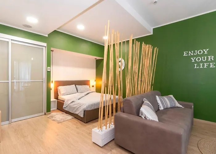 Lejlighed Enjoy Room- Con Parcheggio Gratuito E Colazione Deliziosa ! *