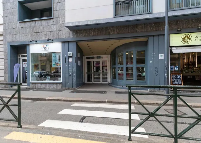 Enjoy Room- Con Parcheggio Gratuito E Colazione Deliziosa !