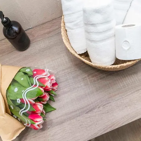 Lägenhet Enjoy Room- Con Parcheggio Gratuito E Colazione Deliziosa ! *